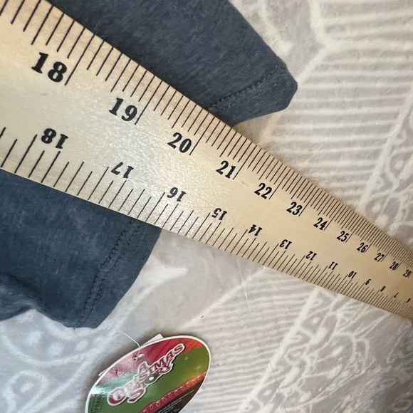 A CHRISTMAS STORY RAGLAN 3/4 SLEEVE HOLES NWT TOP SHIRT T TEE SHIRT HOLIDAYS 2XL - Picture 10 of 13